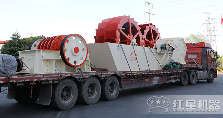礦石錘式破碎機整條生產(chǎn)線發(fā)往河北！